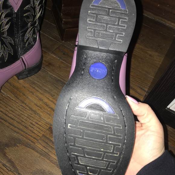 Sold - Picture 5 of 7